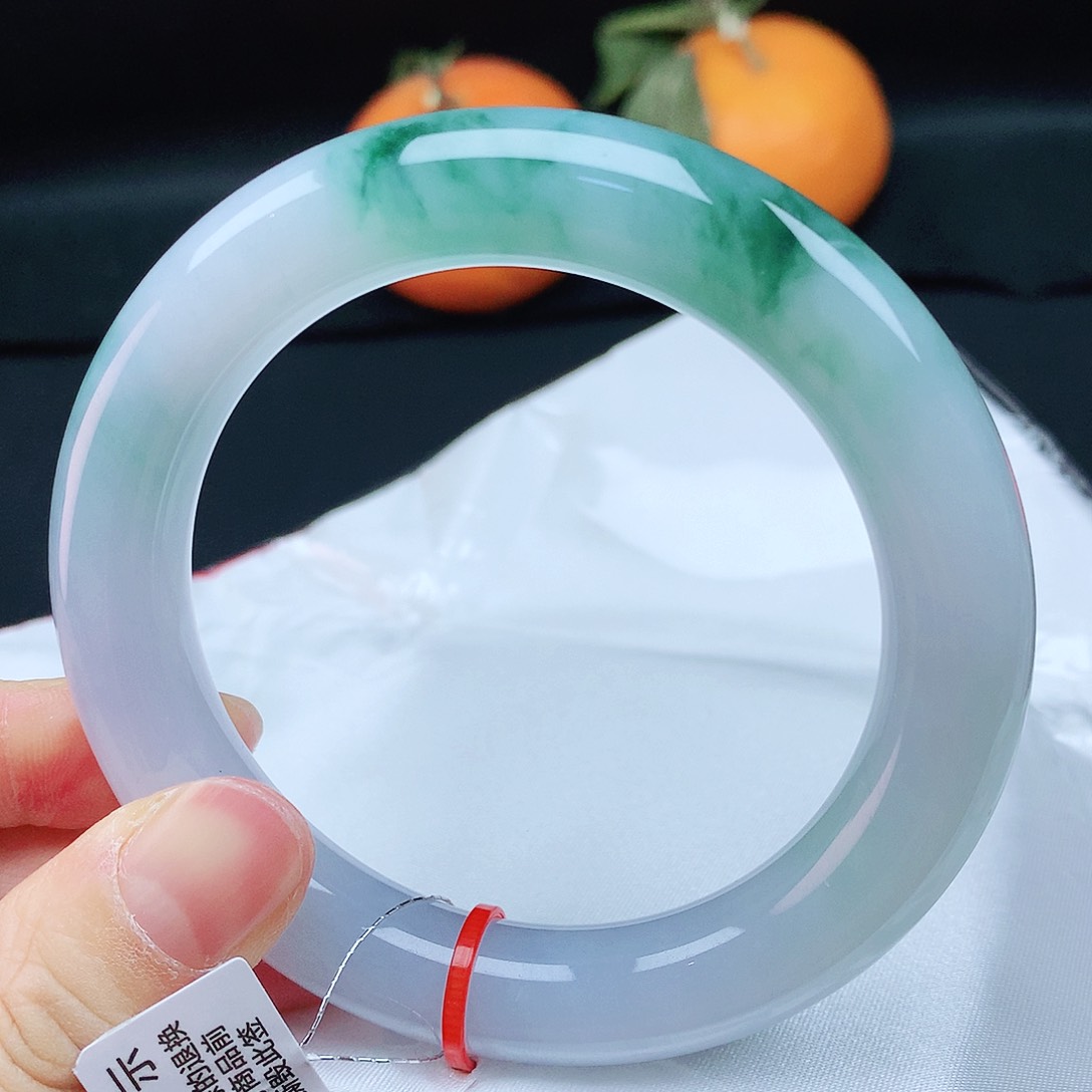 翡翠手镯未镶嵌57胖