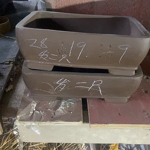 紫砂中国宜兴紫砂花盆，