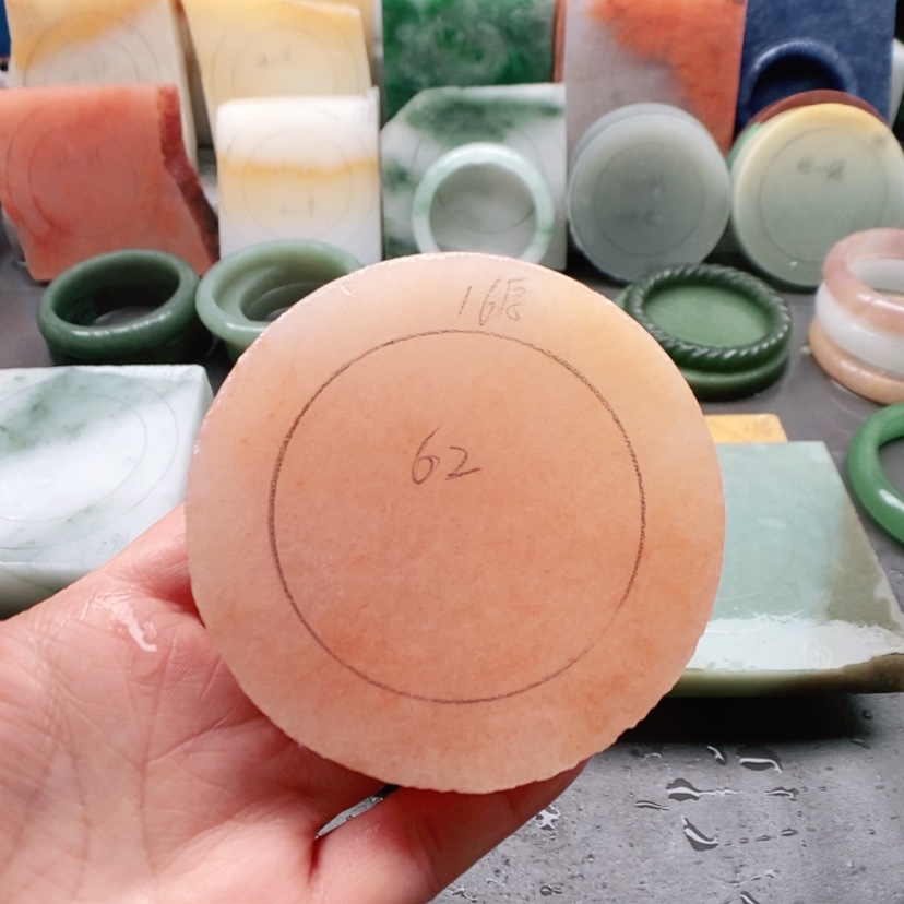 【闪购商品】定制石英质玉定制