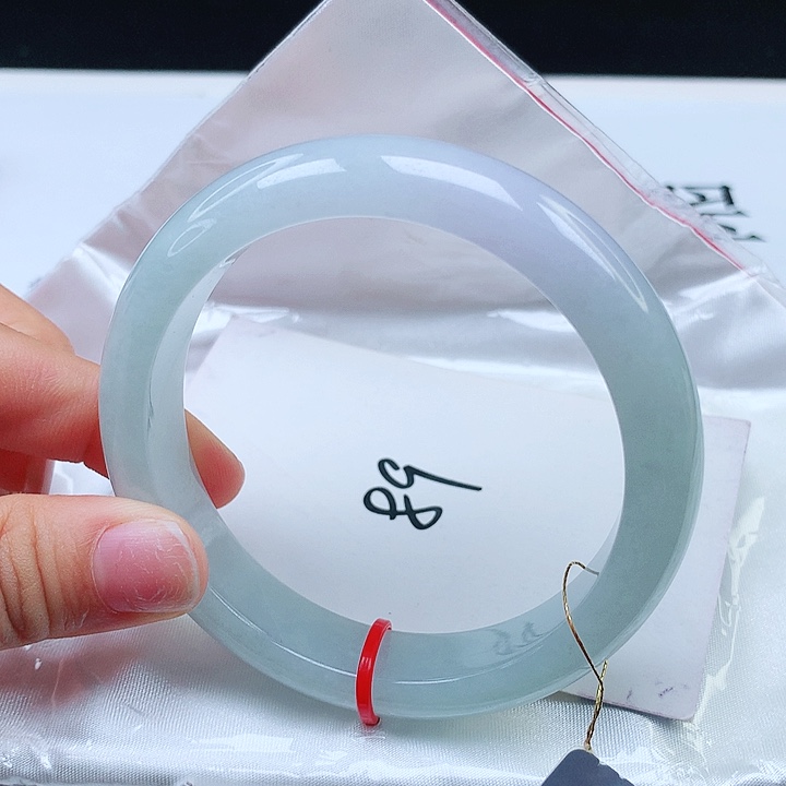 翡翠手镯（圆镯）未镶嵌57+正圈