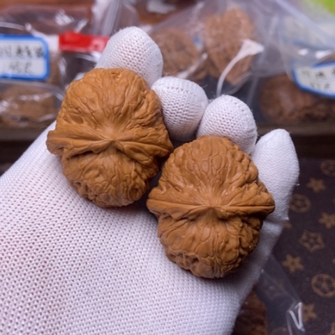 文玩核桃把件元宝40