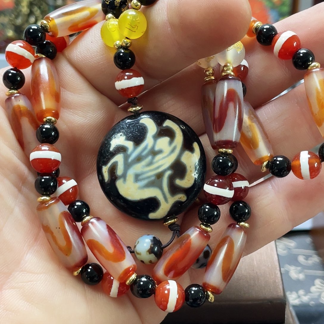 玛瑙/玉髓未镶嵌多样性发一条