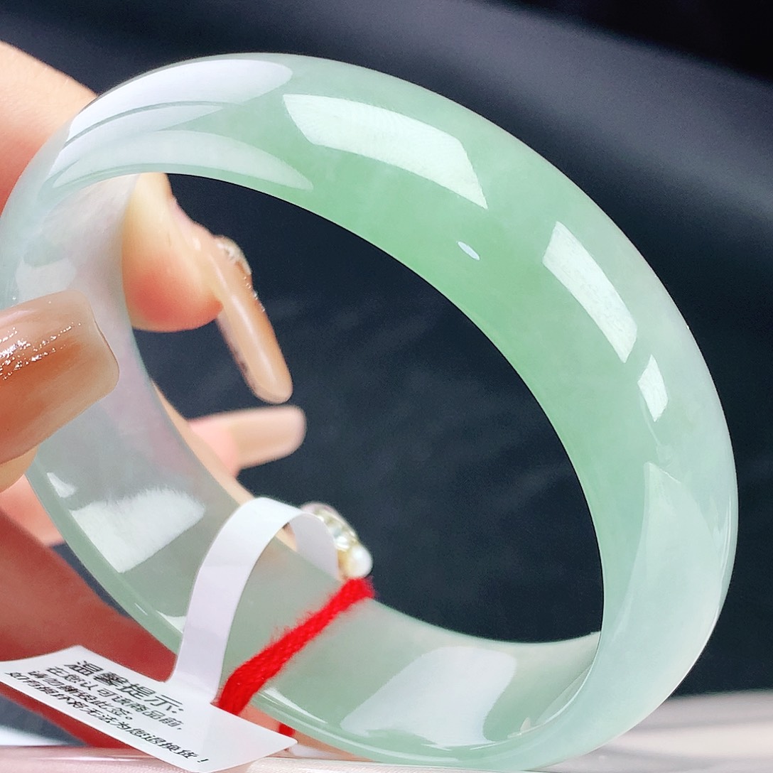 未镶嵌手镯翡翠60轮胎轮胎