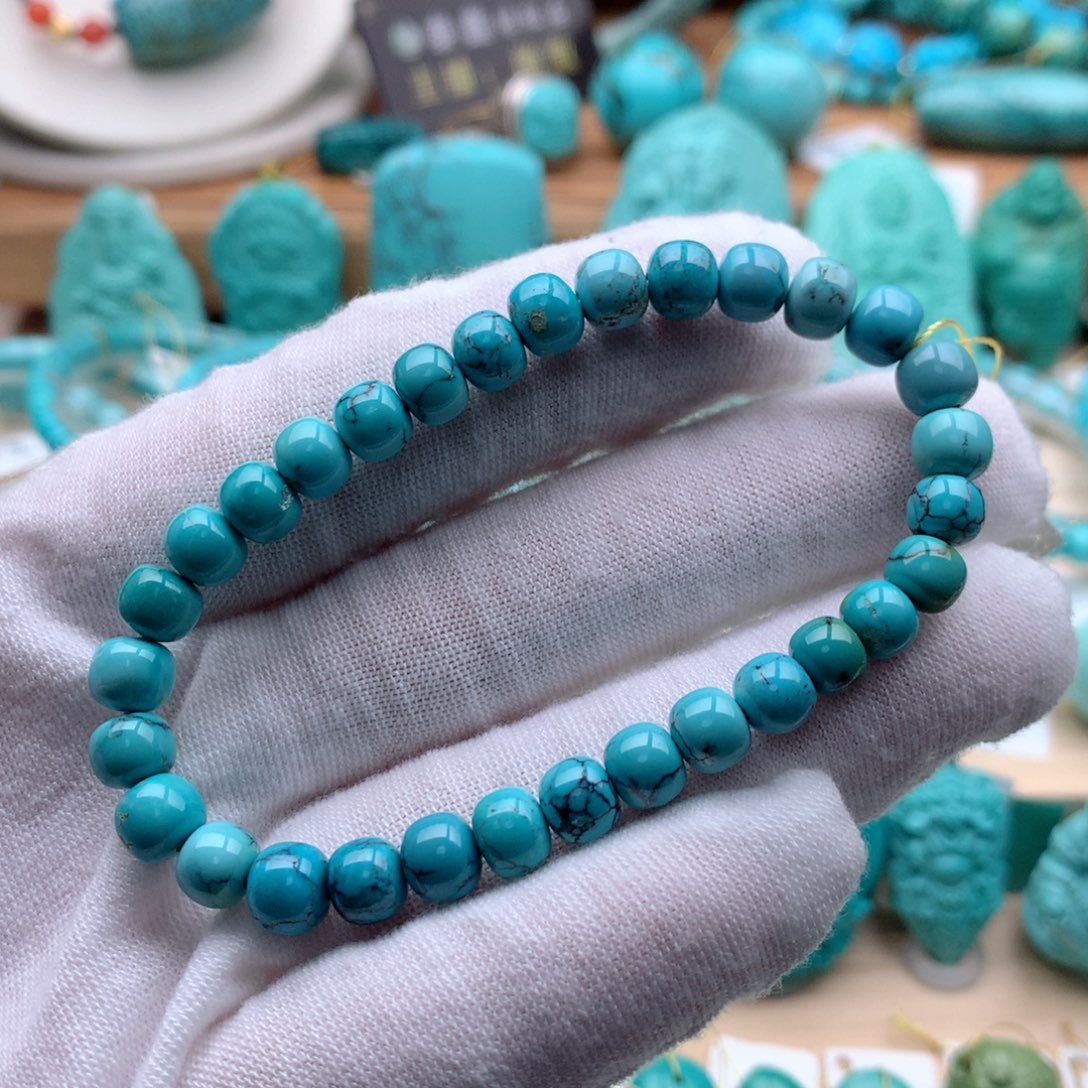 绿松石颈饰未镶嵌