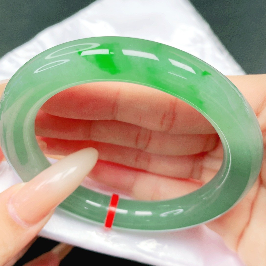 翡翠未镶嵌手镯56