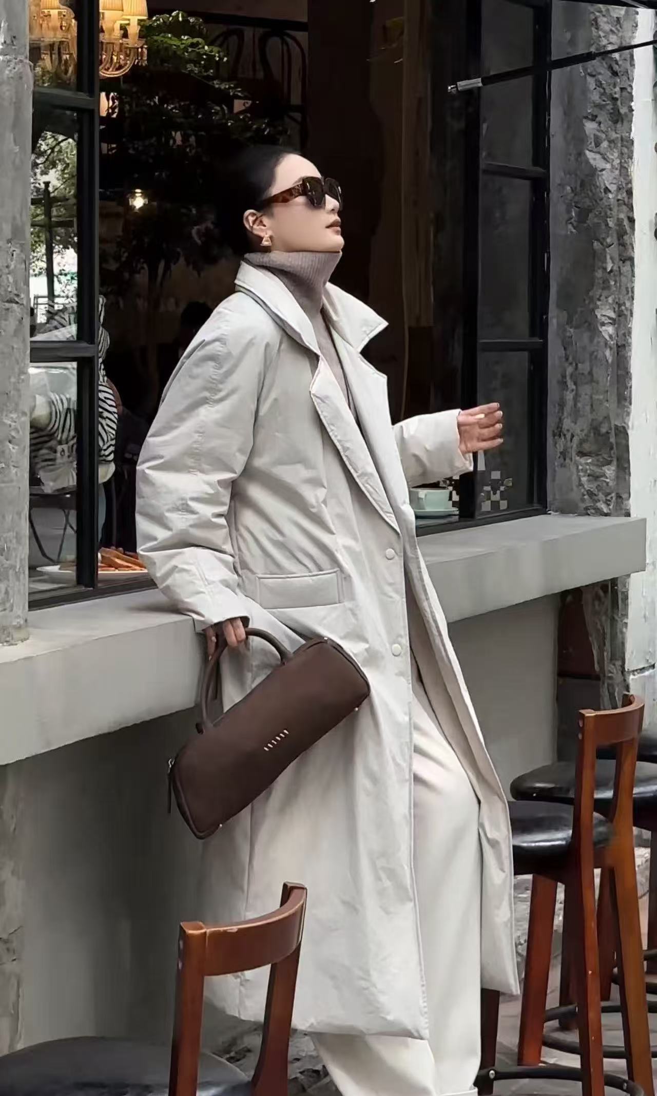 MOON【莫琳娜】时尚简约中长款双排扣白鸭绒羽绒服10723