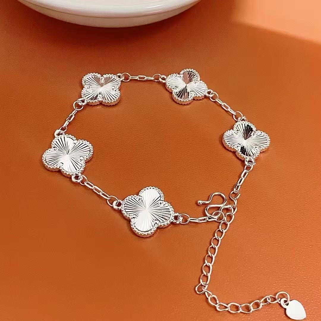 【清仓专属】轻职风女原创设计四叶草五花款式  喜庆节日生肖挂饰