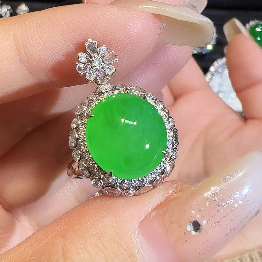 翡翠戒指18K金镶嵌吊坠➕戒指