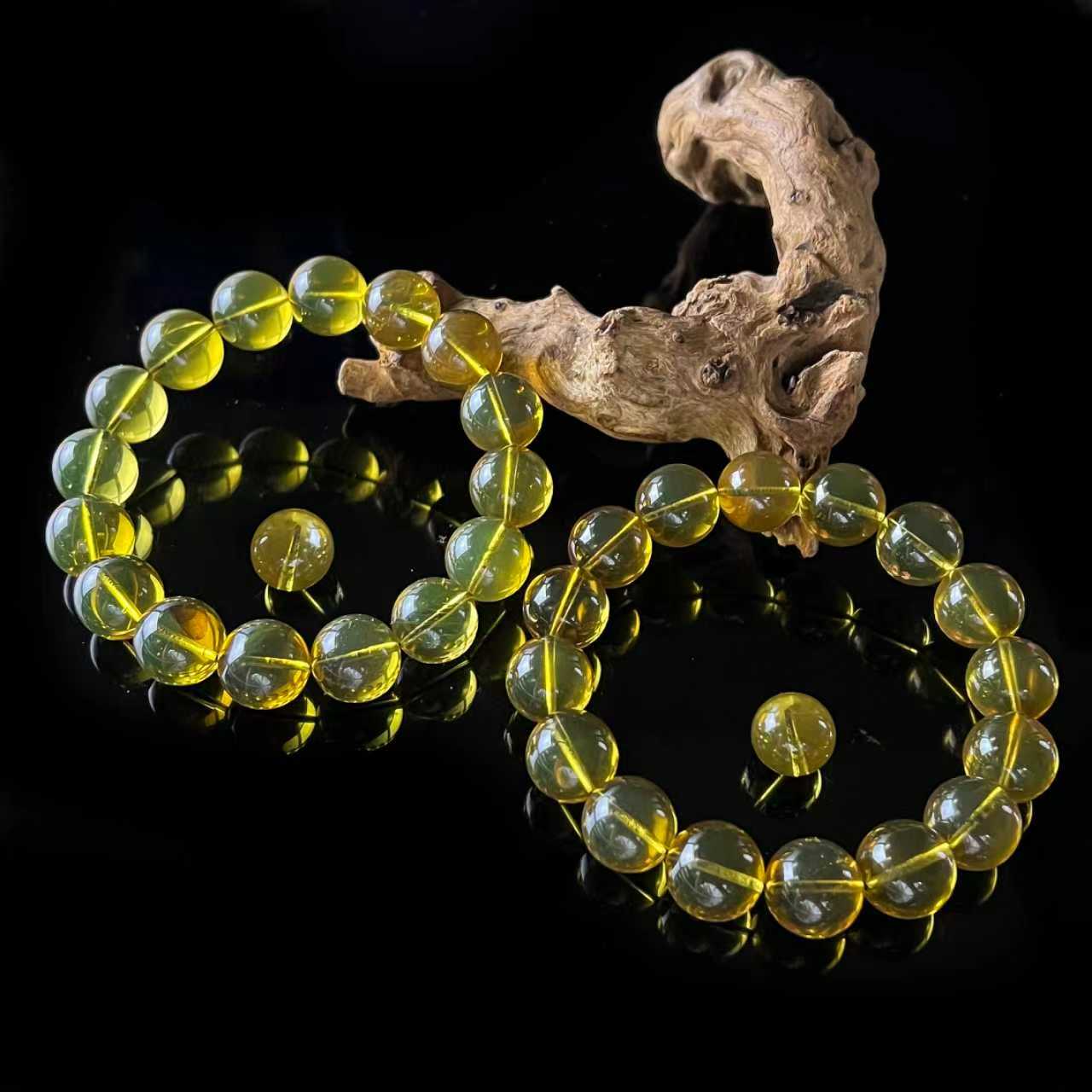 M2165卡12+/琥珀蓝珀手串-配一粒珠灯盒-多样性发其一