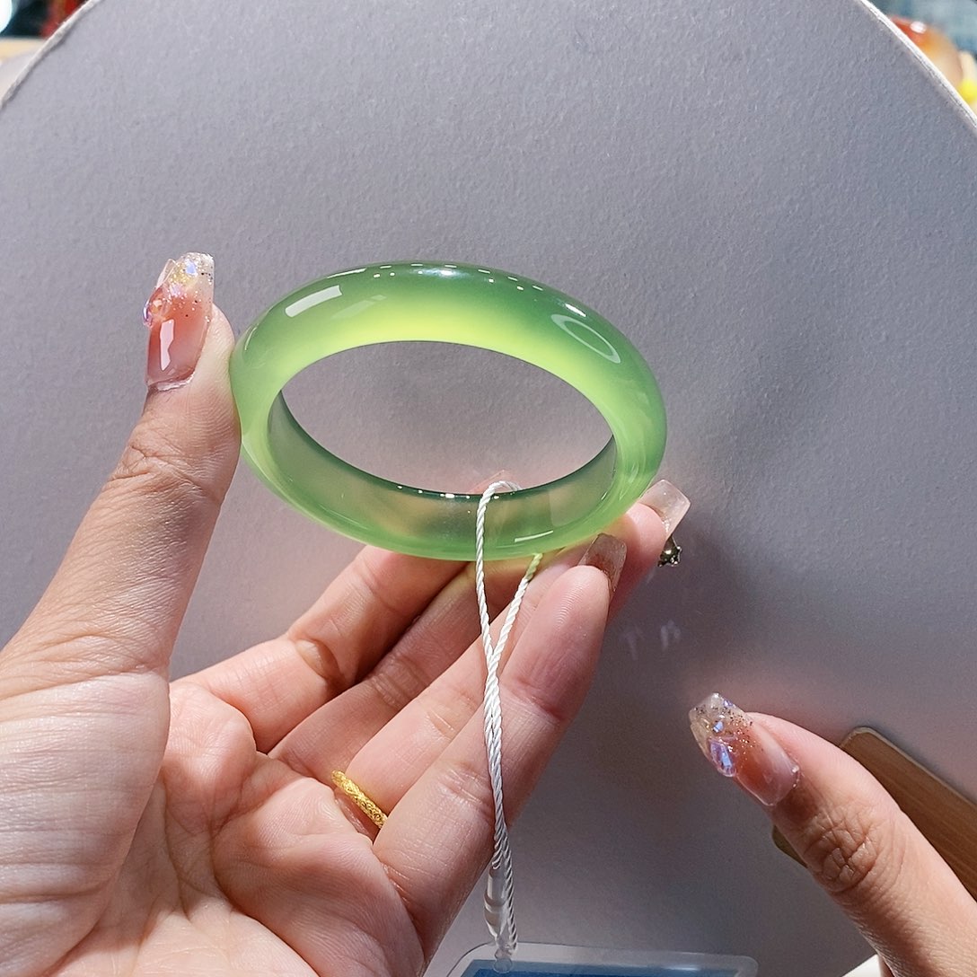 玛瑙/玉髓手镯未镶嵌50.8