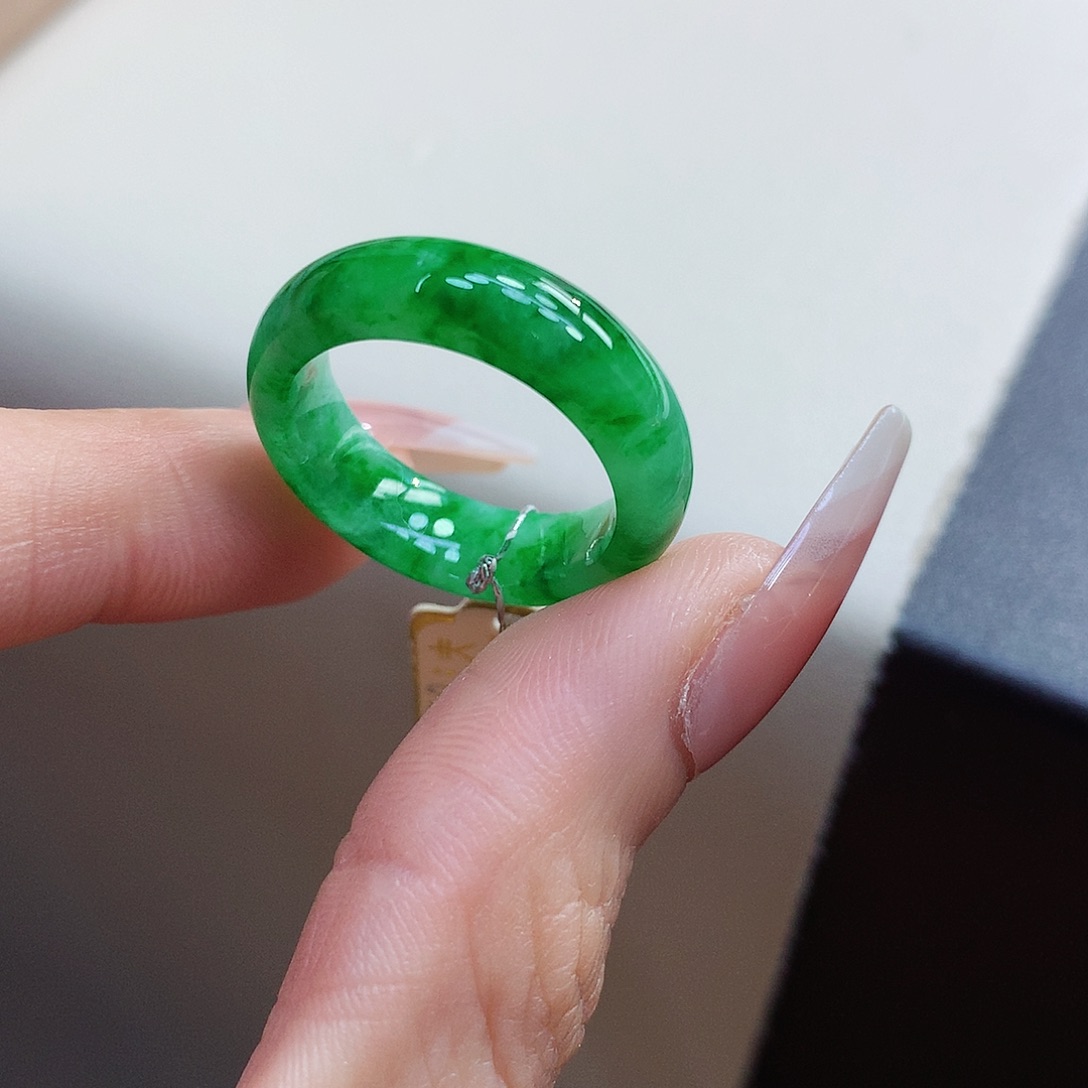 翡翠戒指未镶嵌18号