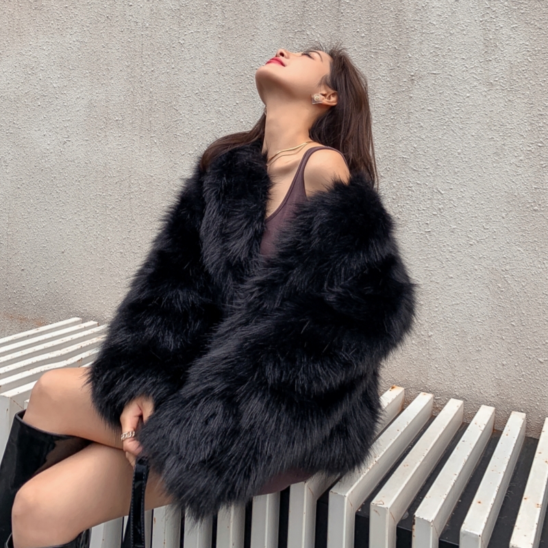 实拍“千金小姐”冬季新款仿狐狸毛皮草年轻款毛毛大衣轻奢外套女