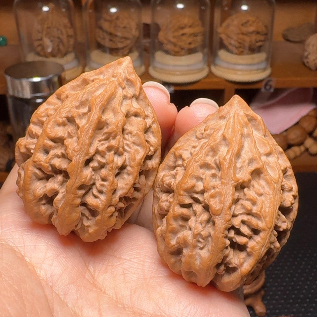 文玩核桃把件白山塔