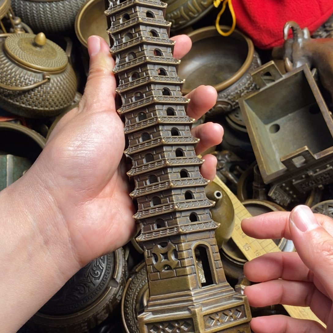 精美铜器做工精良