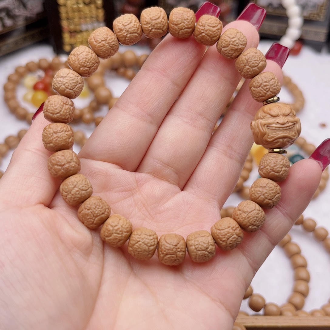 猴头核桃手串饕餮