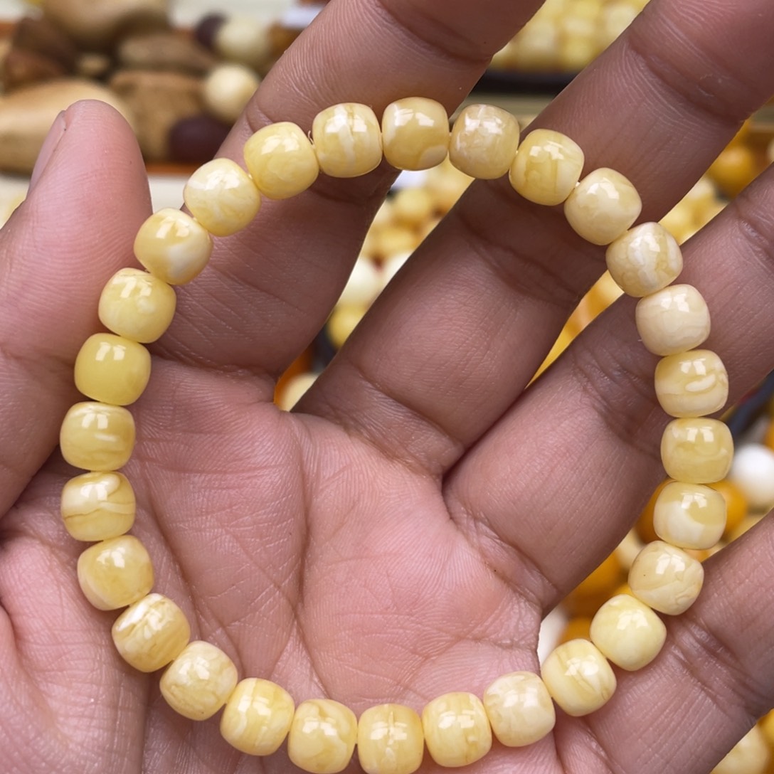 蜜蜡珠宝奇石未镶嵌粉7.6