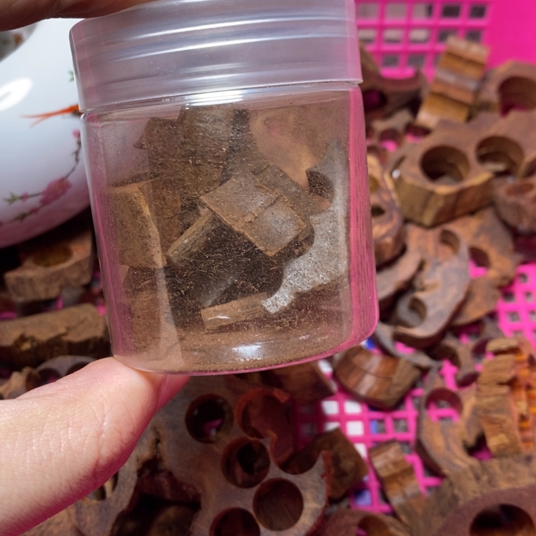 藤类20g降真香白油碎料