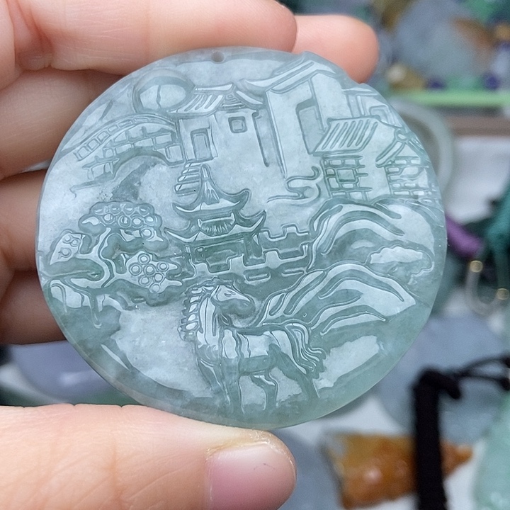 翡翠未镶嵌颈饰翡翠