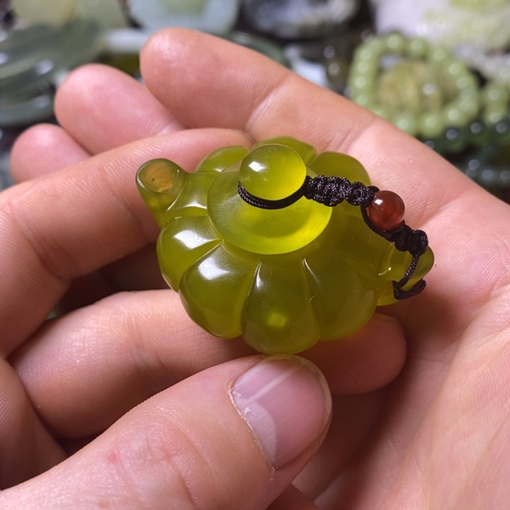 岫玉岫玉挂件未镶嵌