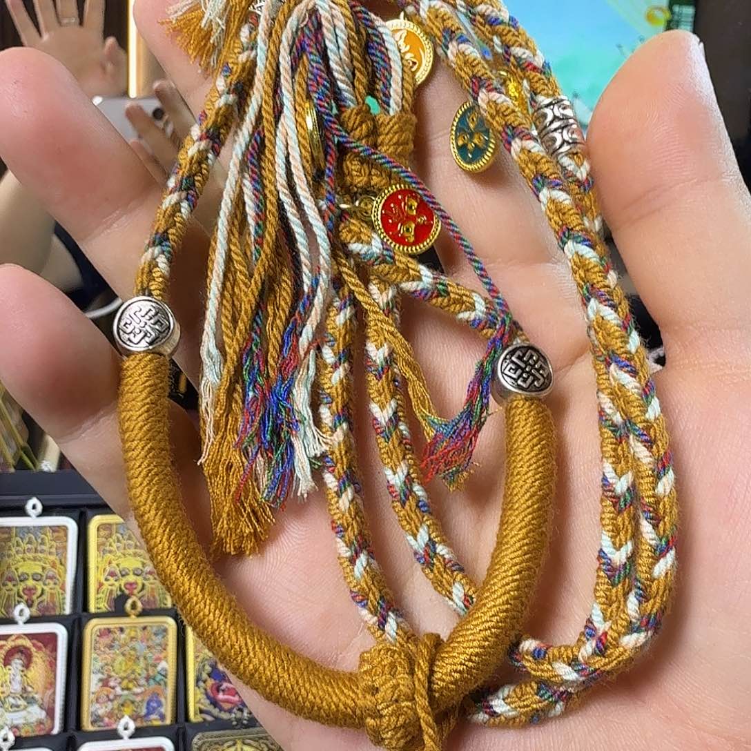 银S9251111111111111