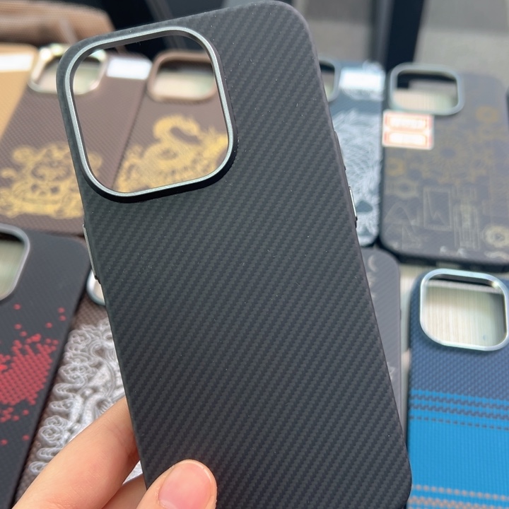 15pro凯夫拉全包纯色磁吸