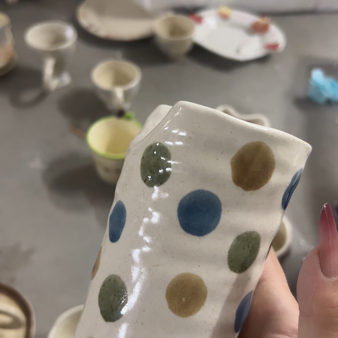 陶微瑕波点吸管杯一个