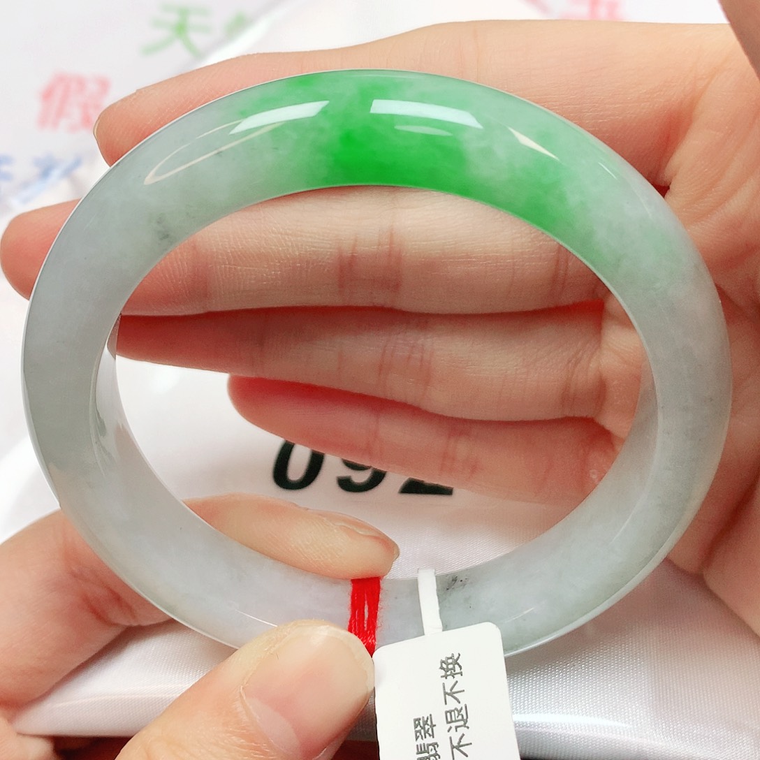 未镶嵌手镯翡翠翡翠手镯56