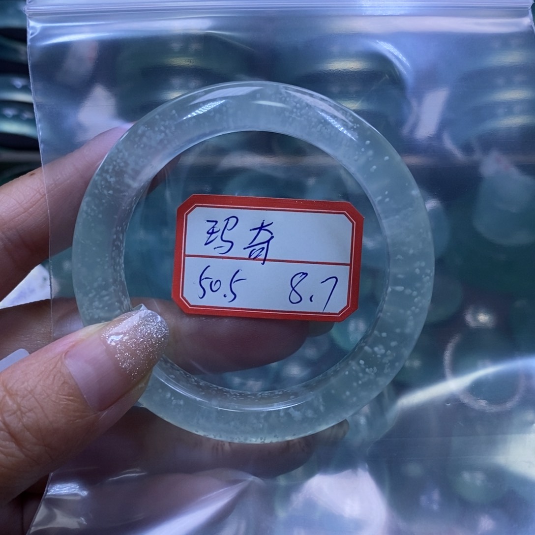 蛇纹石玉未镶嵌手镯玛*