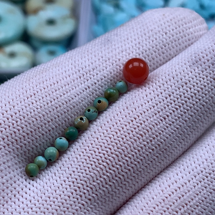 南红玛瑙未镶嵌珠宝奇石