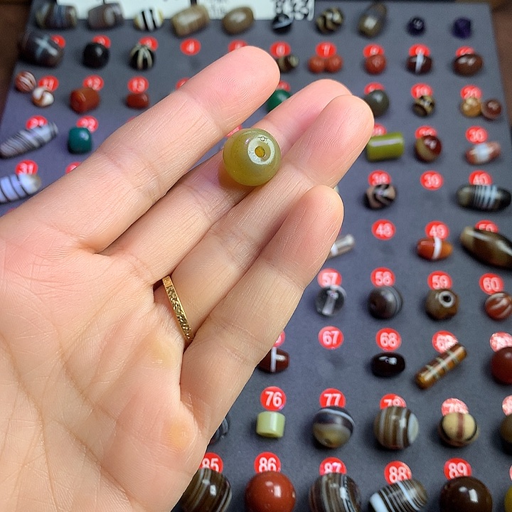 未镶嵌玛瑙/玉髓珠宝半成品安*兵