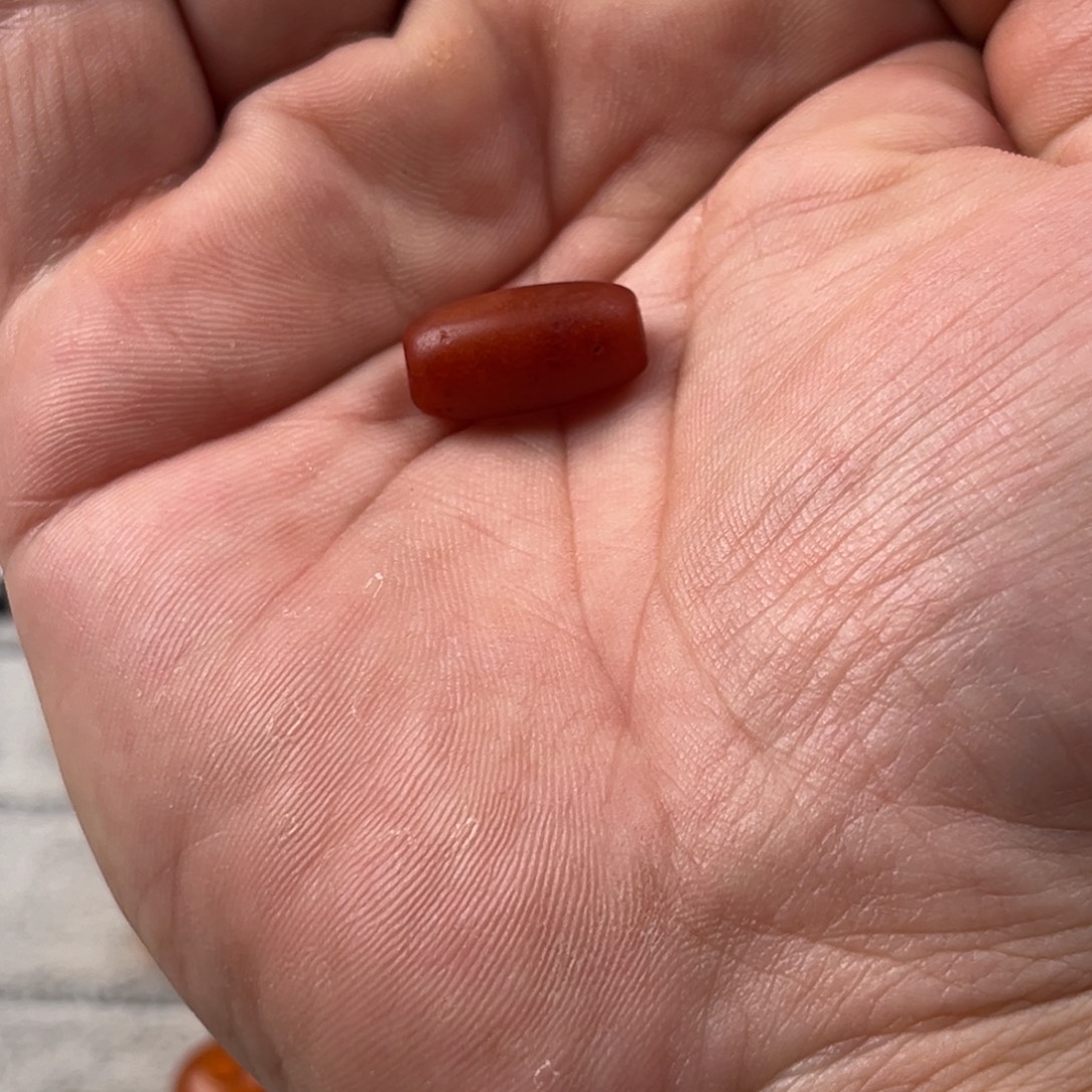 老***于蜜蜡未镶嵌颈饰老蜜蜡