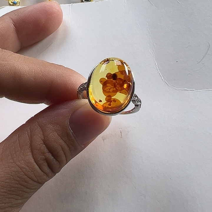 银S925镶嵌琥珀（花珀）戒指