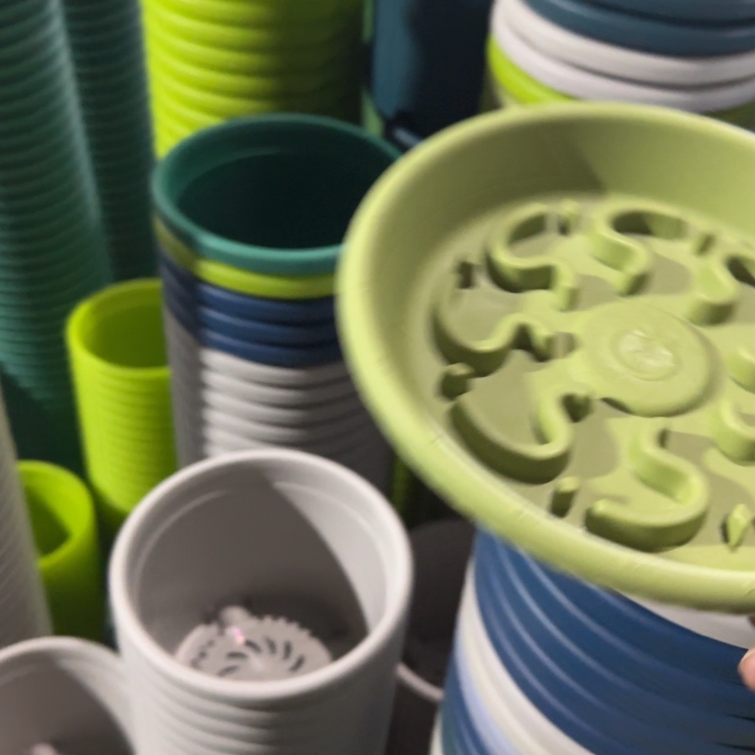 树脂魏*琳13个灰白拖180