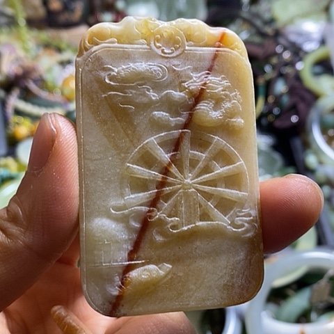 岫玉颈饰未镶嵌挂件