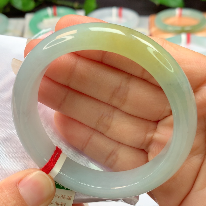 【闪购商品】翡翠手镯未镶嵌天然翡翠手镯