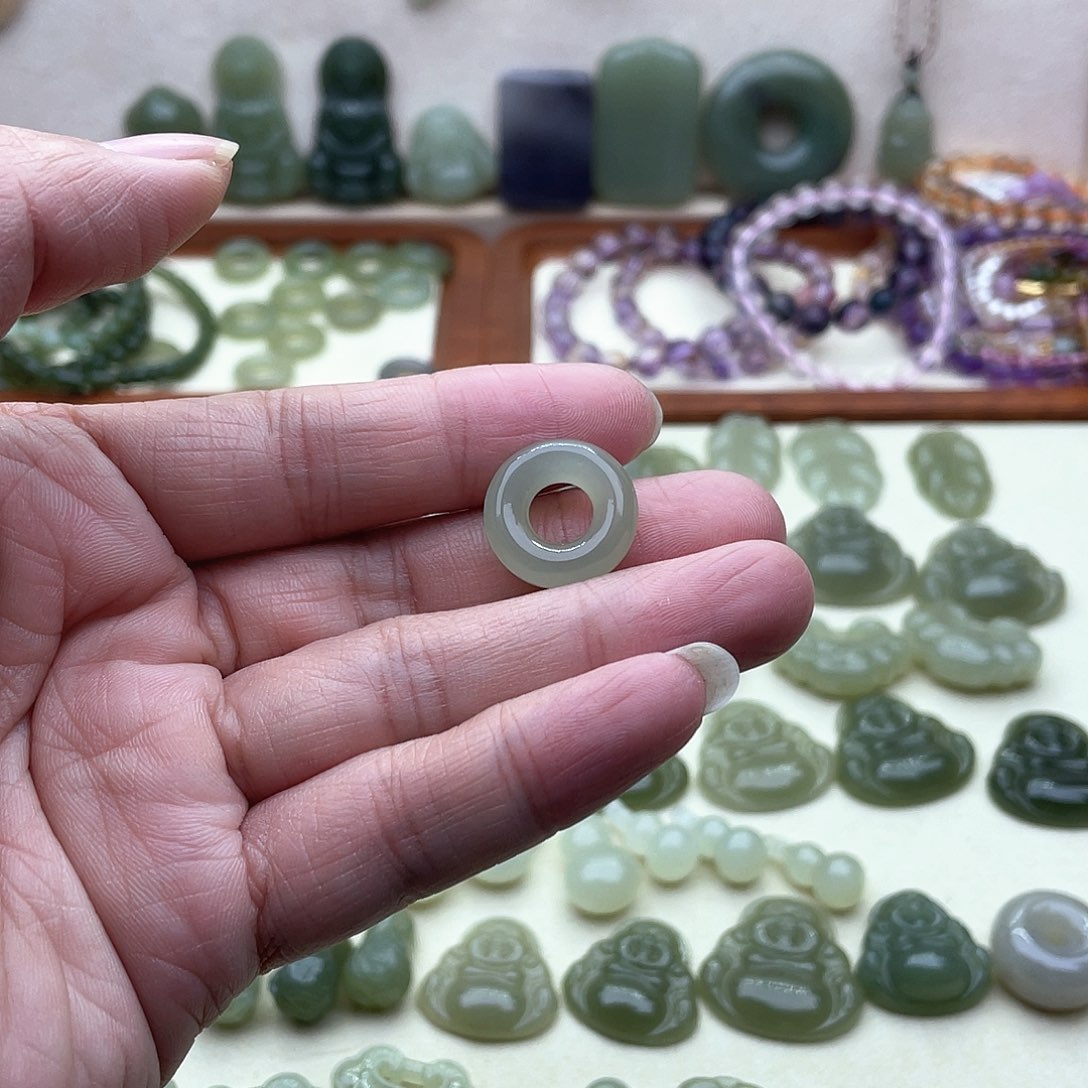 和田玉吊坠(不含链)未镶嵌