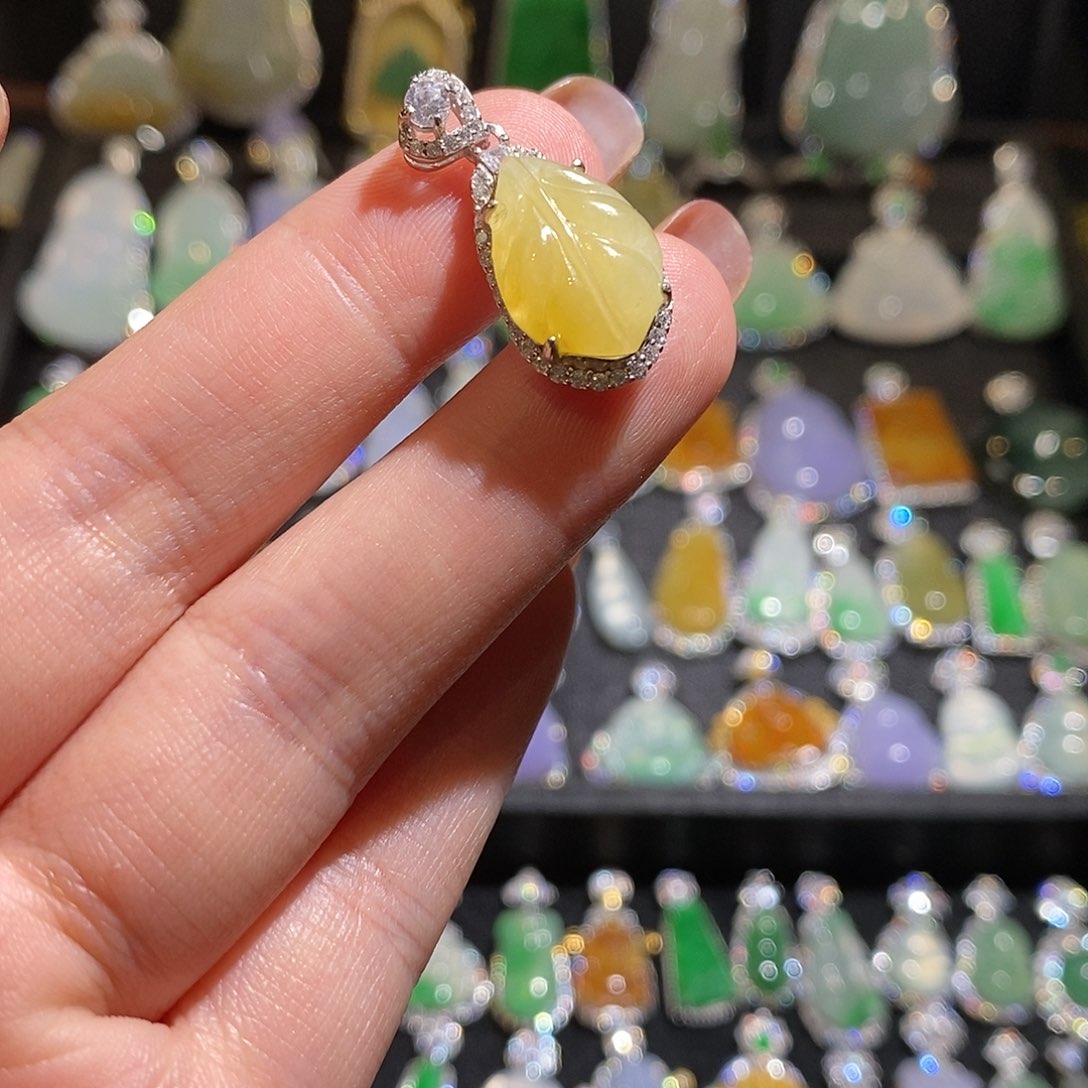 颈饰银S925镶嵌翡翠天然翡翠