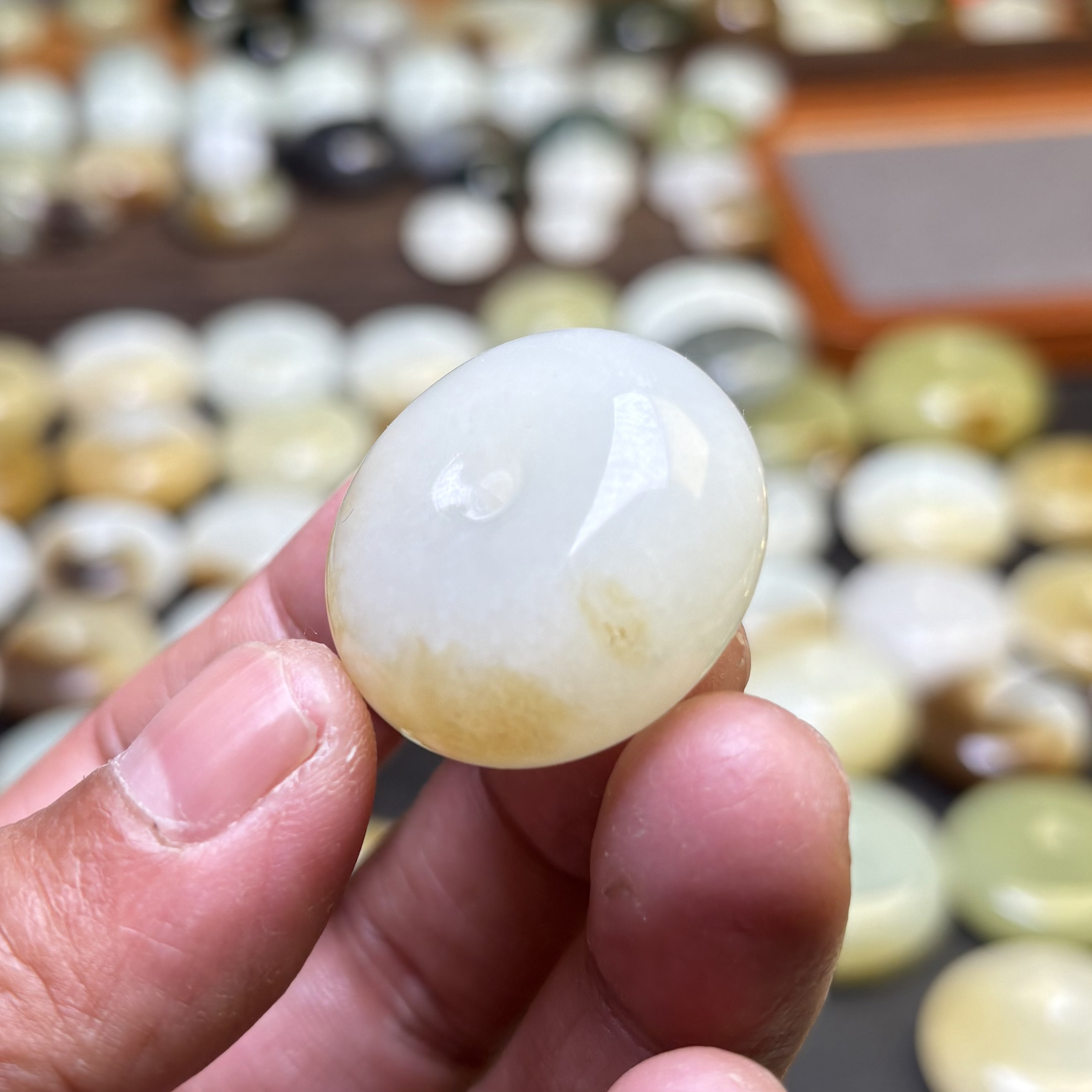 30✖️15新疆和田玉糖白玉面包扣糖白平安扣挂件吊坠