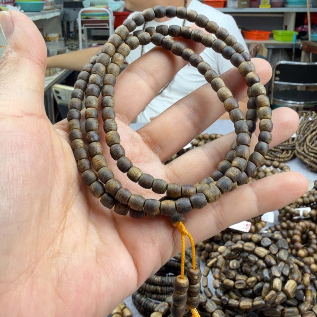 沉香手串沉水级05古珠多圈12.7克