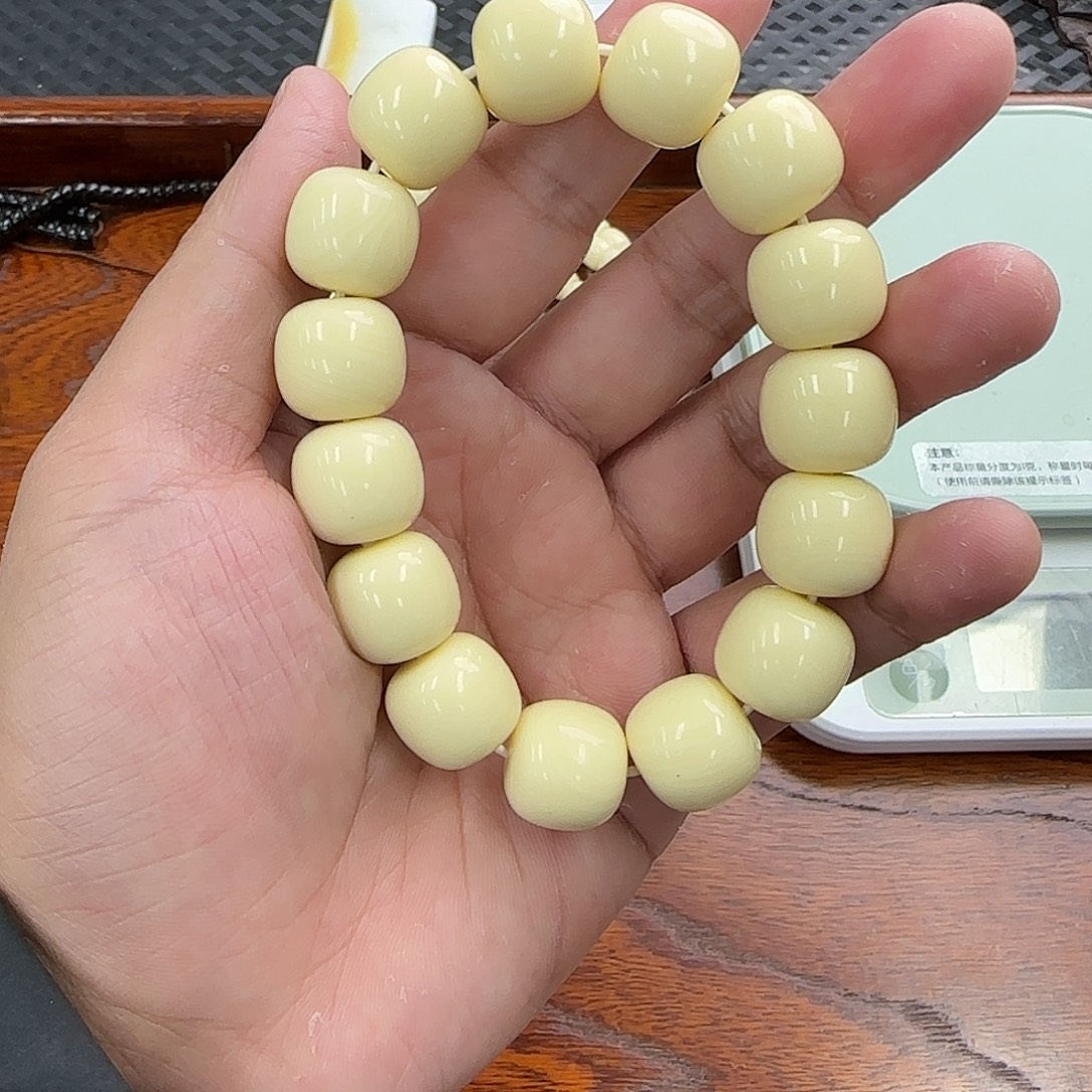 白玉菩提手串16老邢润润