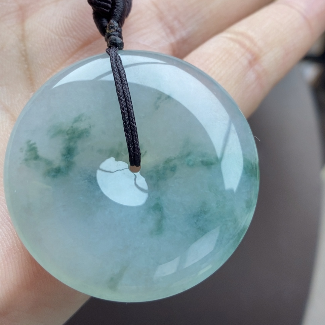 翡翠未镶嵌颈饰吊坠