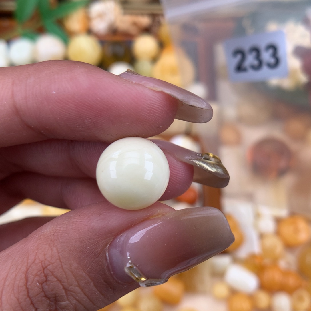 琥珀珠宝奇石未镶嵌12.1 一颗粉