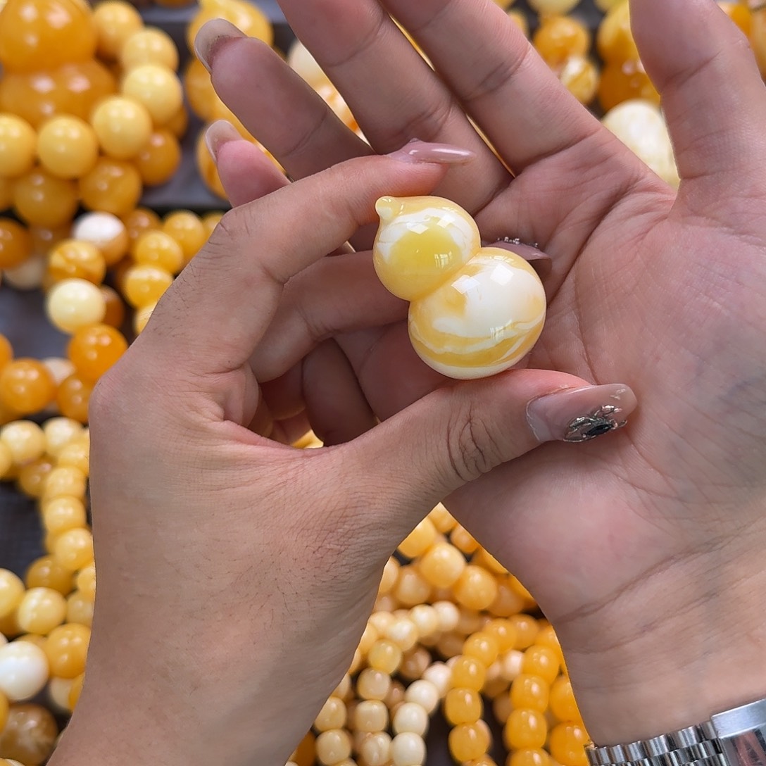 蜜蜡18K金镶嵌珠宝奇石