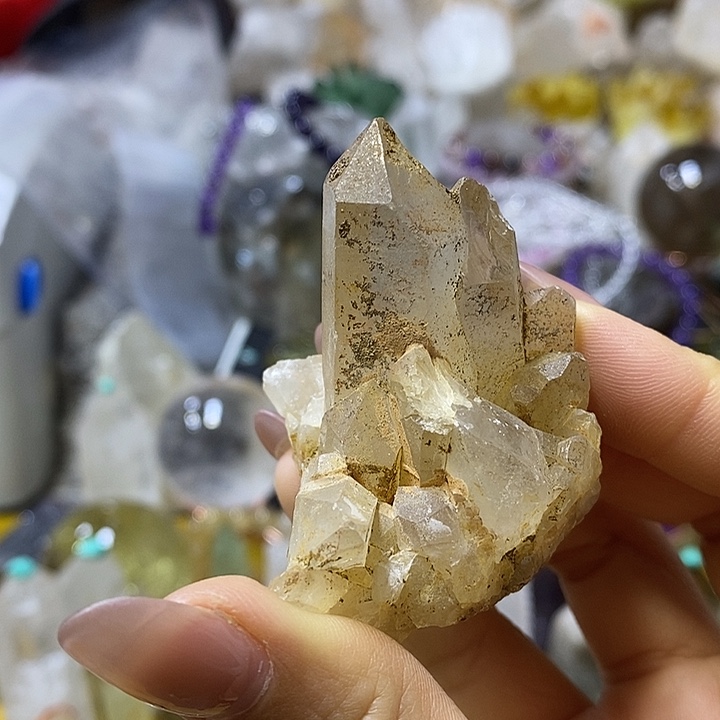 未镶嵌水晶珠宝半成品