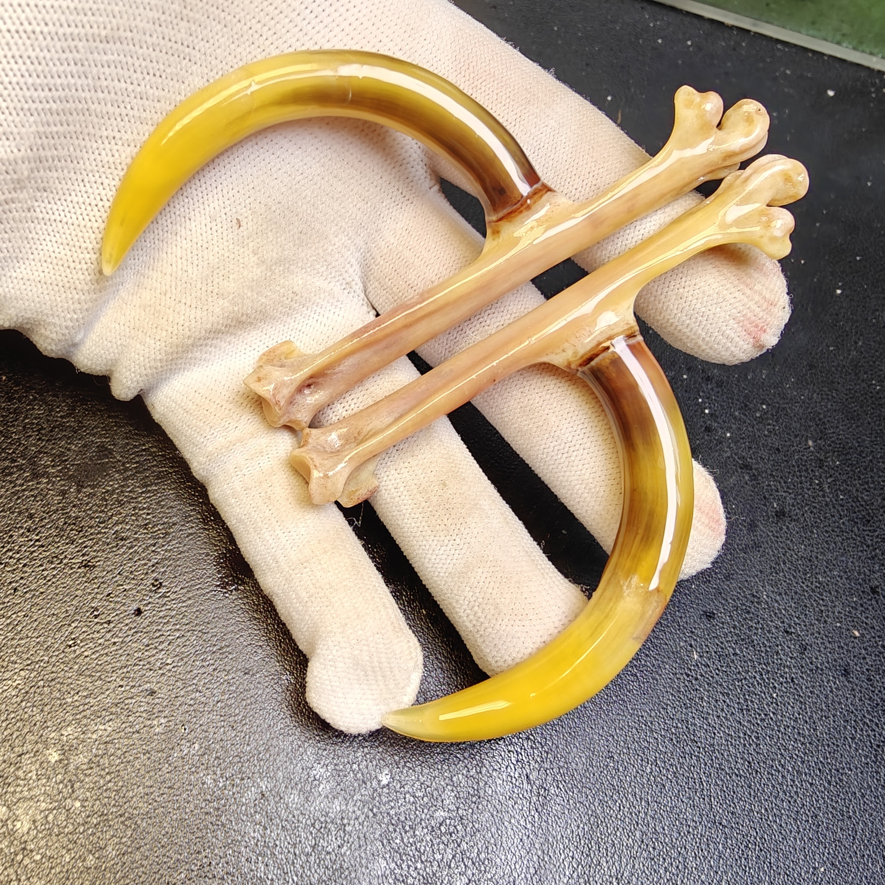 沉醉骨艺鸡爪骨黄色大湾钩一对