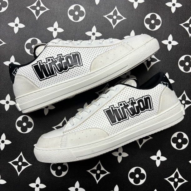 95新 LouisVuitton/路易威登 41.5欧码查理艺术草签板鞋/百搭时尚