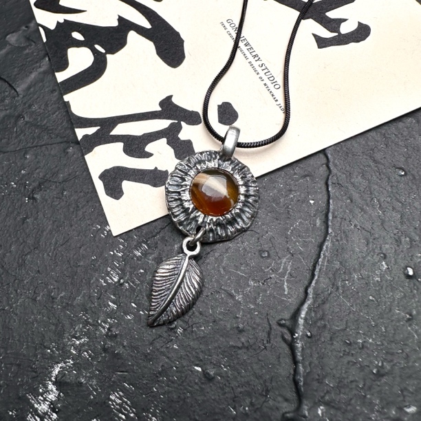 “阵亡酋长”Dead chief 溶洞珀吊坠 天然缅甸琥珀 贡山商店