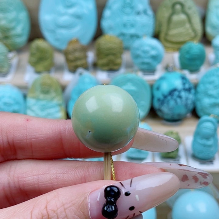 绿松石未镶嵌珠宝奇石