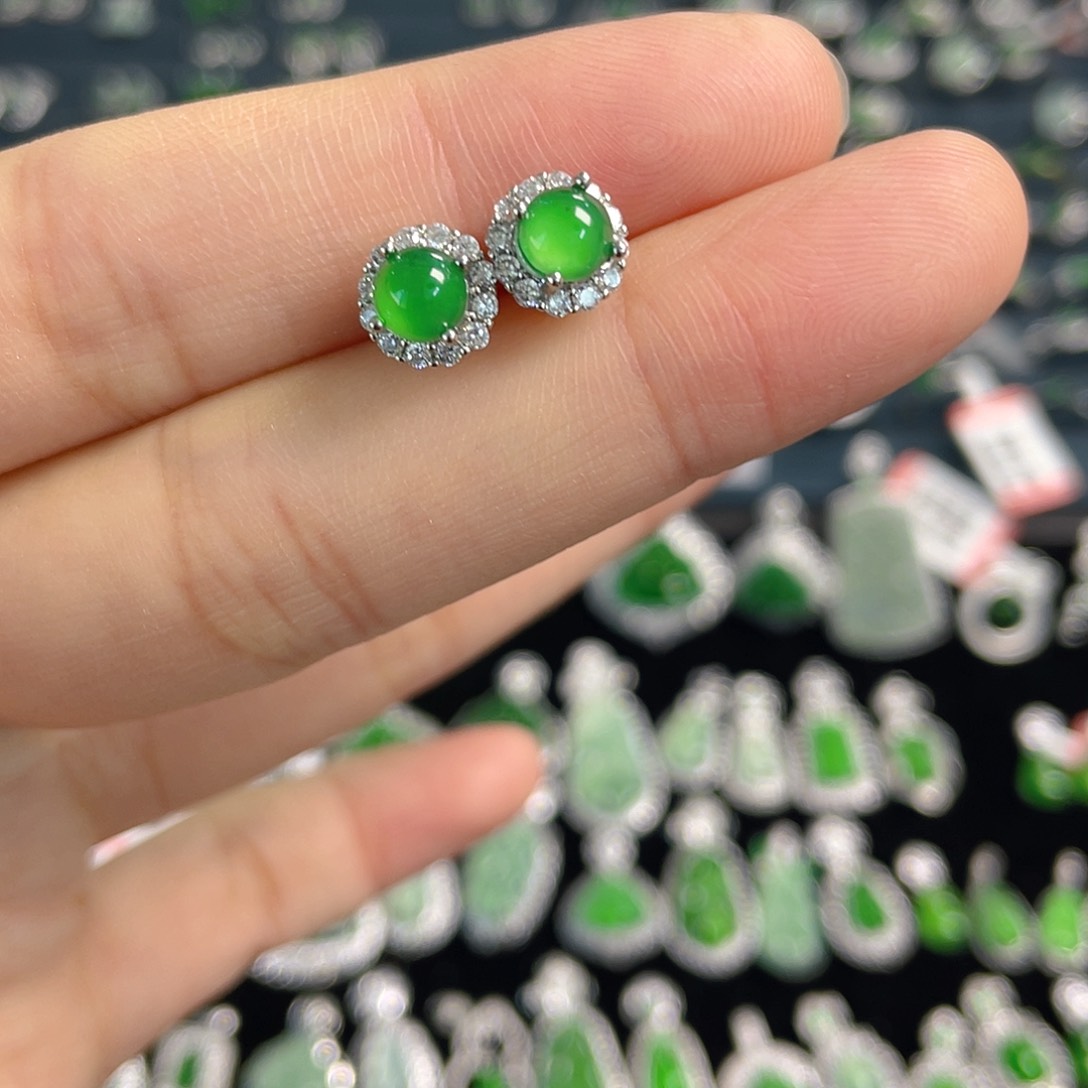 未镶嵌翡翠耳饰耳钉