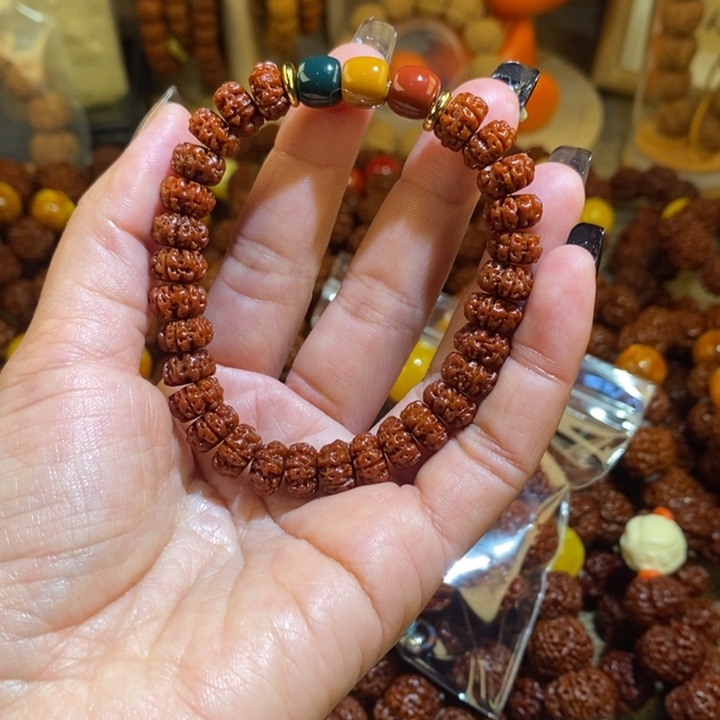 金刚菩提手串105双面绿藏切